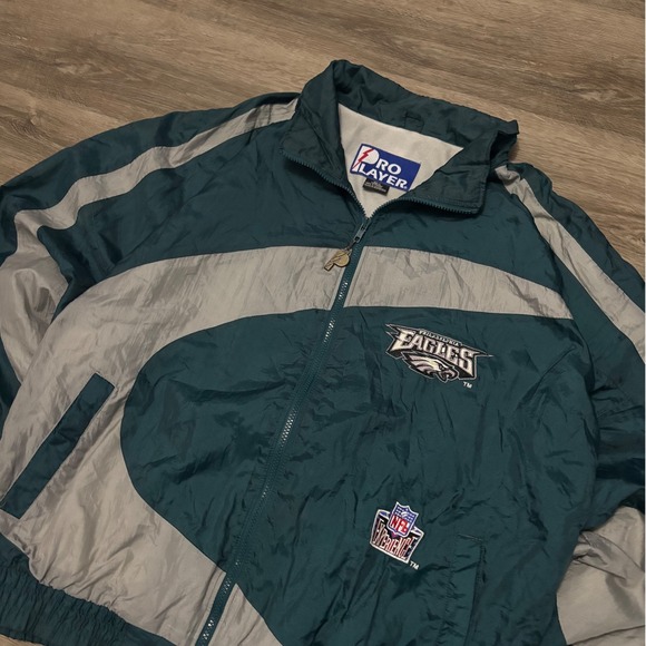 Vintage Pro Player Philadelphia Eagles NFL Football Windbreaker Jacket Green - Picture 1 of 8